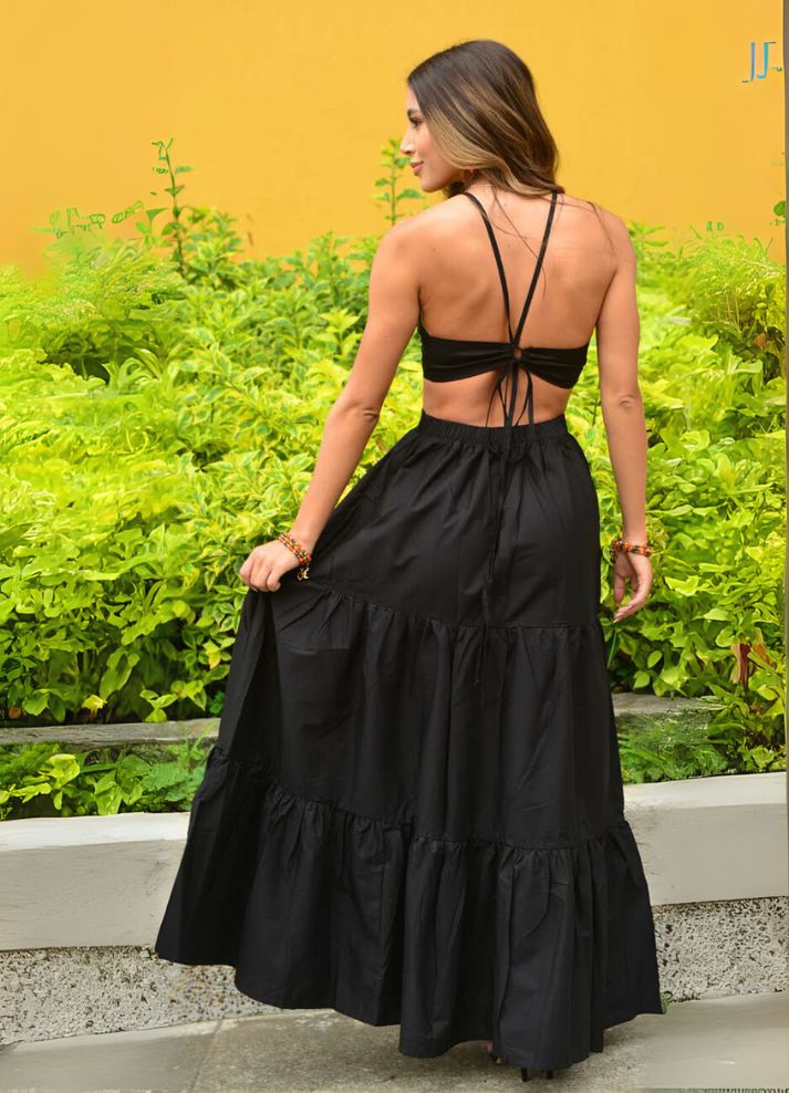 Vestido largo escote cut off
