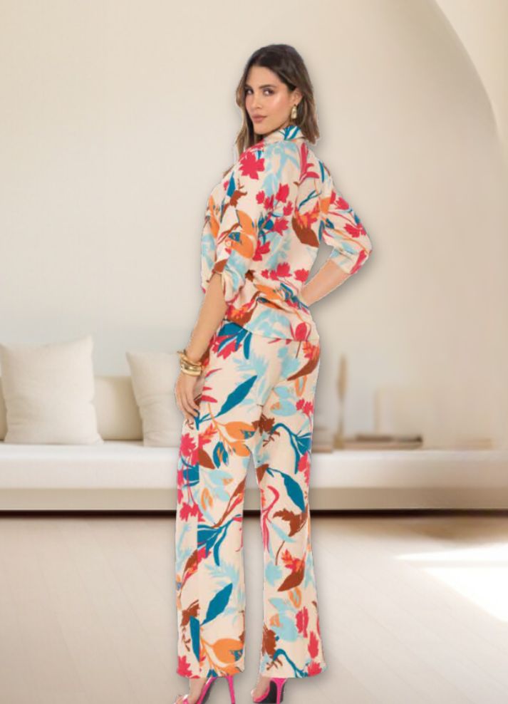 Set blusa y pantalón estampado
