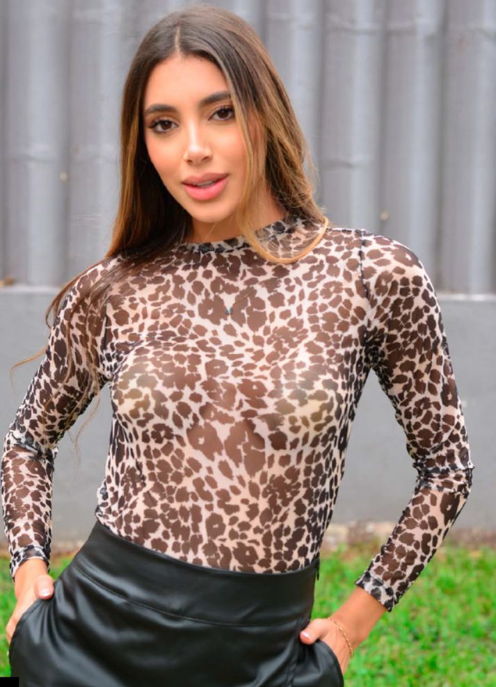 Blusa manga larga animal print