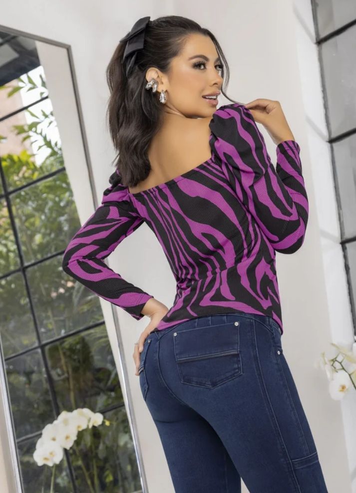 Blusa manga larga escote princesa