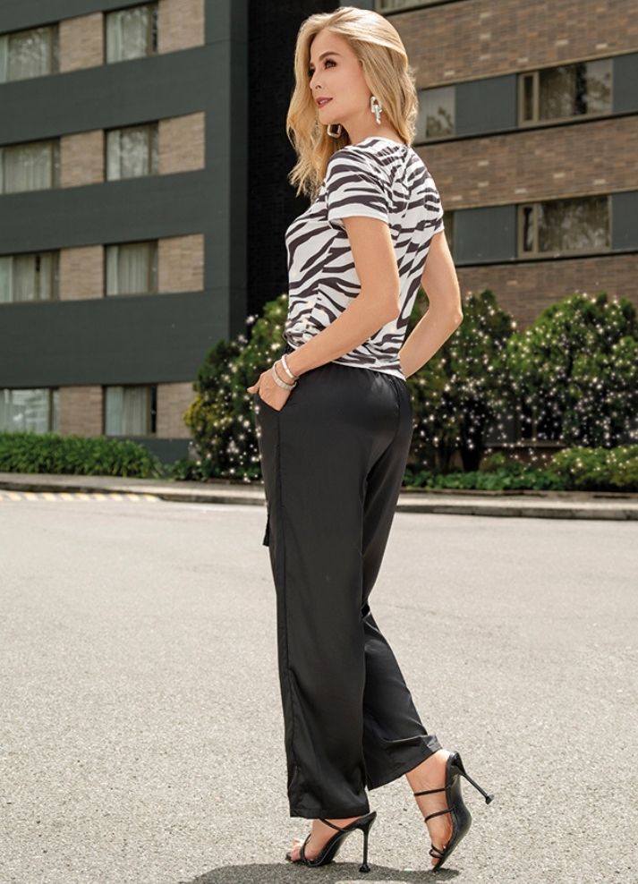 Pantalón cargo bota recta - Ropa Colombiana by Victoria Herrera