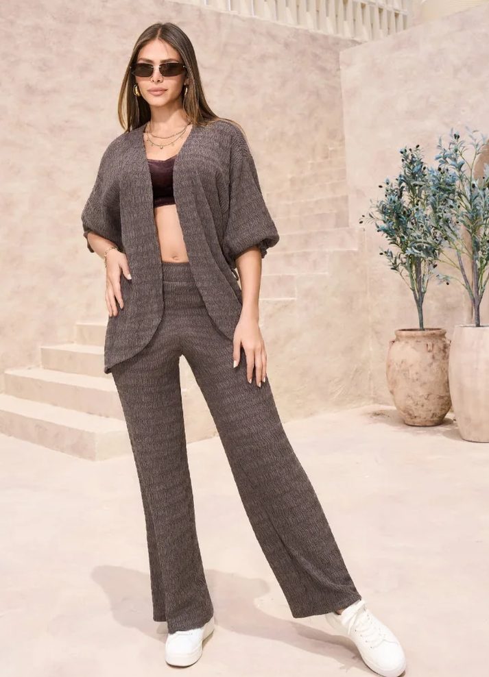 Pantalón bota ancha pretina alta