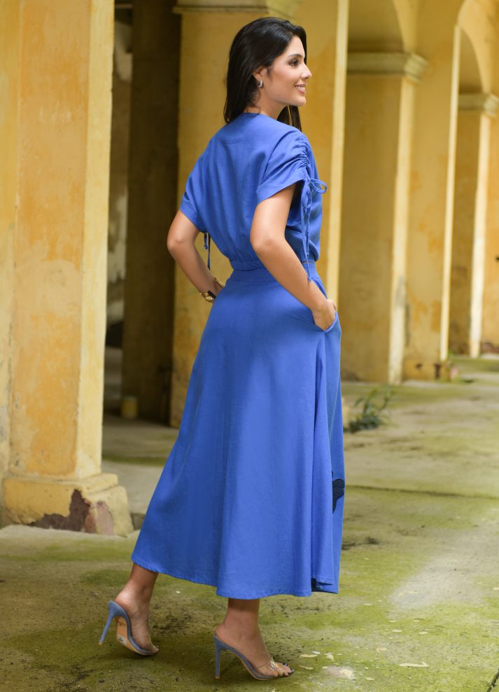 Set de blusa y falda con bordado artesanal