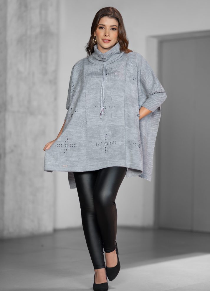 Ruana cuello tortuga en tejido