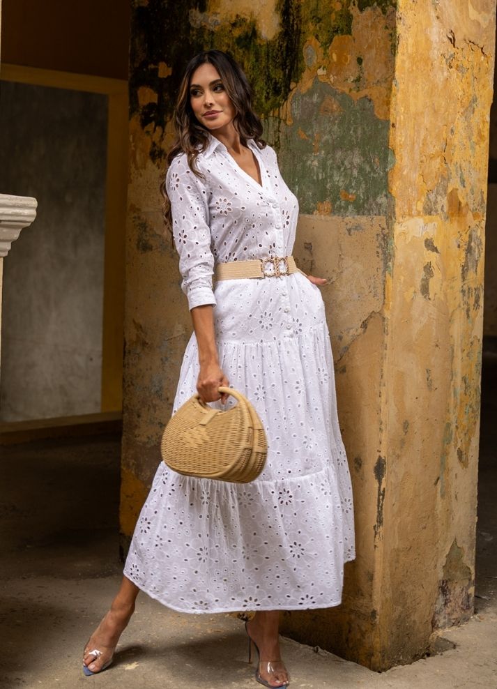 Vestido largo ojalillo