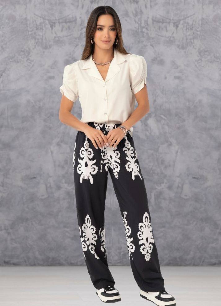 Wide leg pants