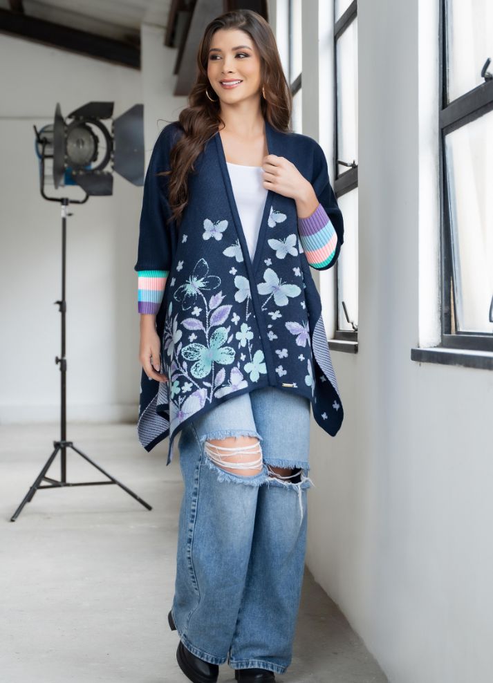 Butterfly-design ruana with sleeves