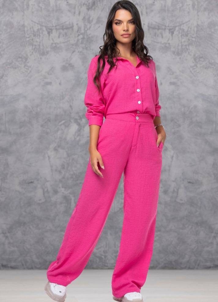 Blouse and pants set