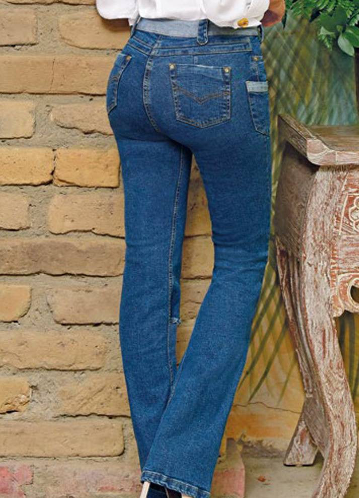 Jeans bota reta com desgaste