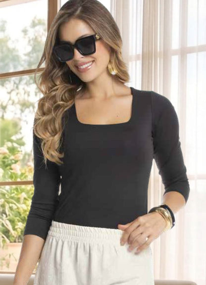 Short-sleeved shirt blouse