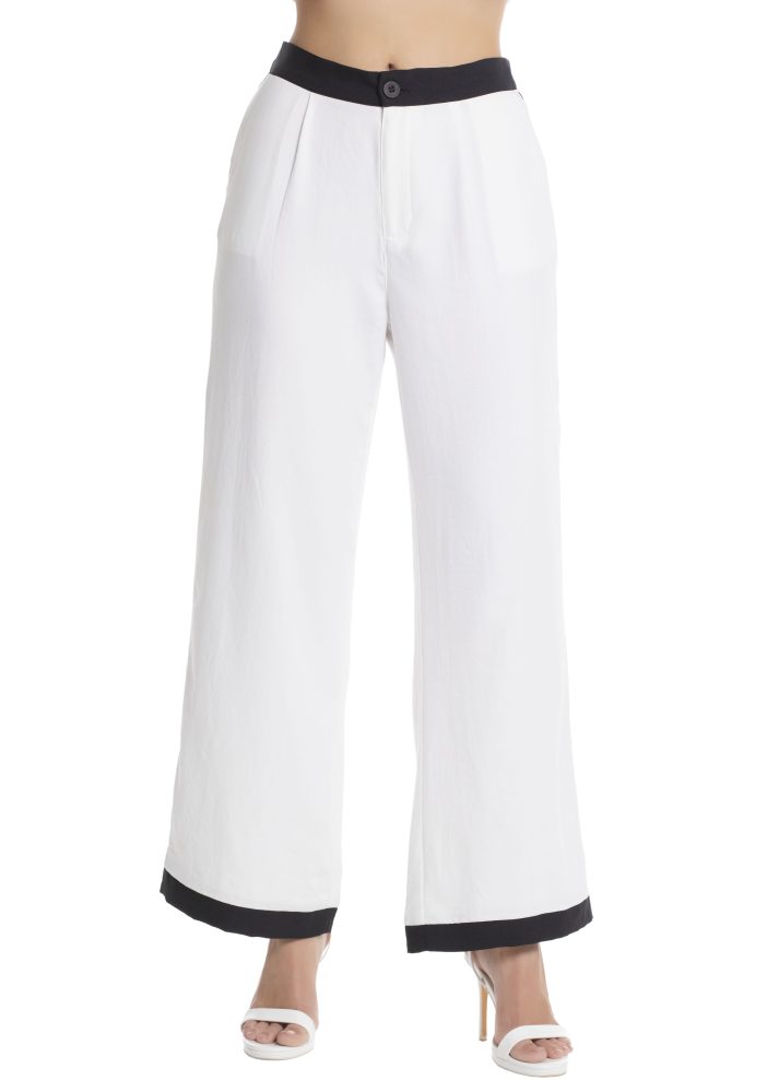 Pantalón bota ancha resortado en espalda