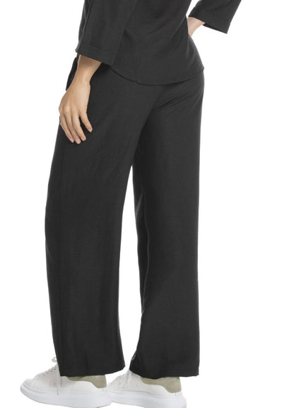 Pantalón bota ancha con cinturón