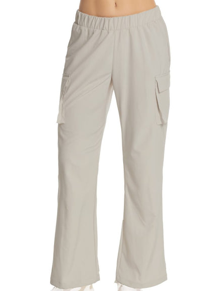 Pantalón cargo bota ancha