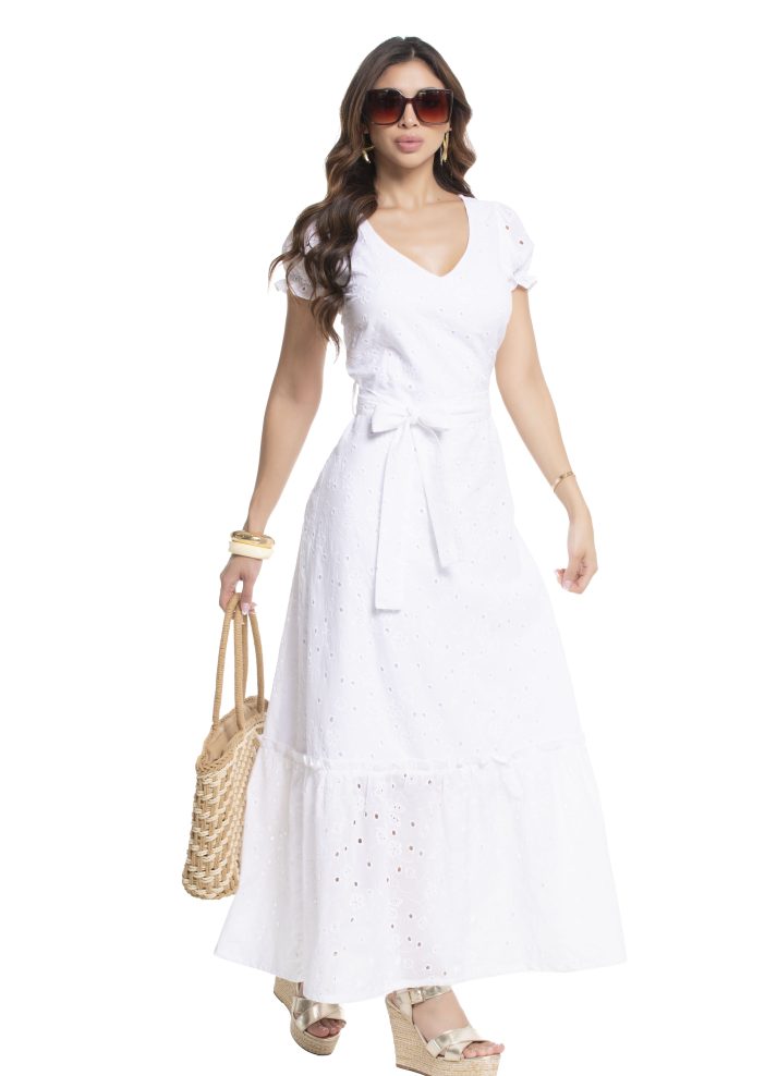 Vestido largo blanco en ojalillo