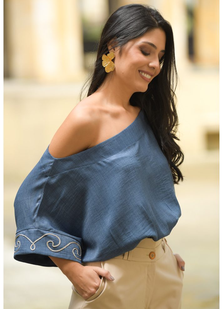 Blusa hombro descubierto