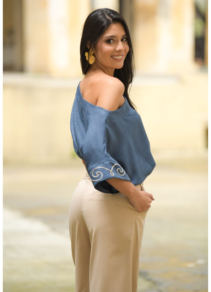 Blusa hombro descubierto