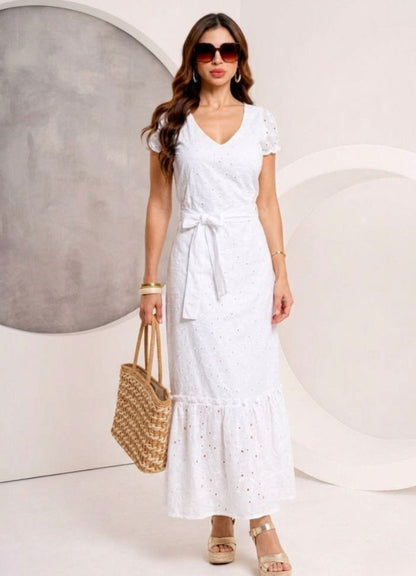 Vestido largo manga corta ojalillo