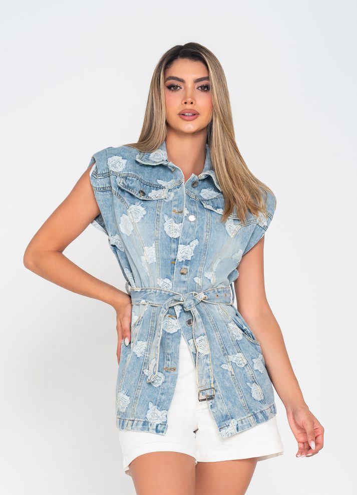 Chaleco detalle rosas en jacquard