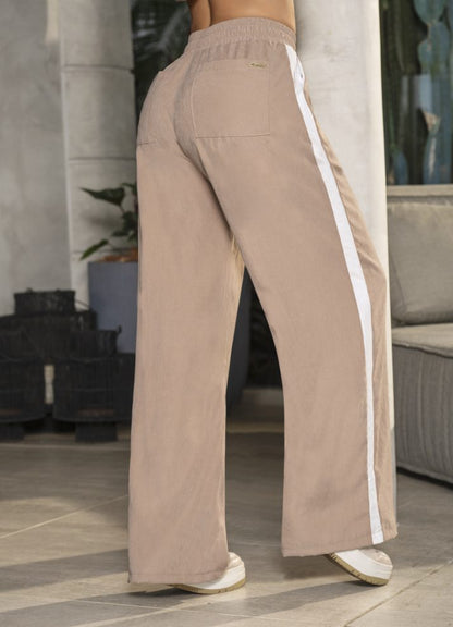 Pantalón deportivo de bota ancha