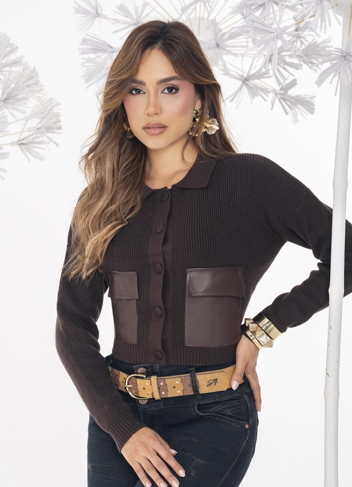 Chaqueta tejida bolsillos cuerina