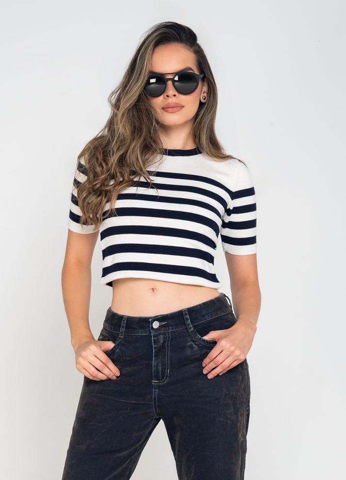 Blusa manga corta cuello redondo