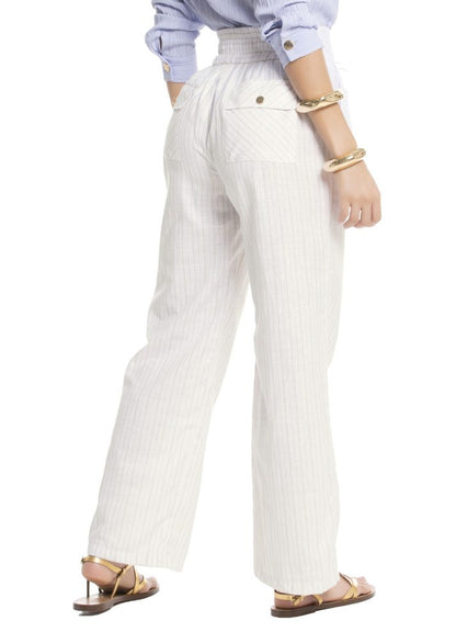 Pantalón palazzo con cinturón integrado