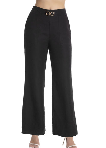 Pantalón bota ancha resortado en espalda