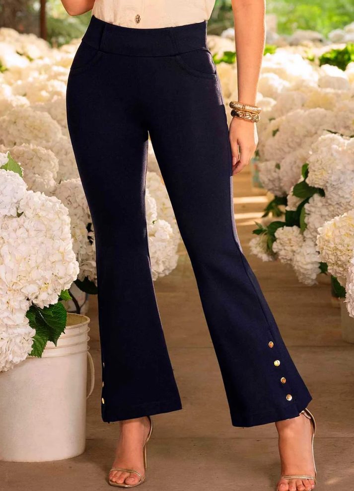 Leggins bota campana con botones dorados
