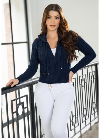 Chaqueta con capota en tejido